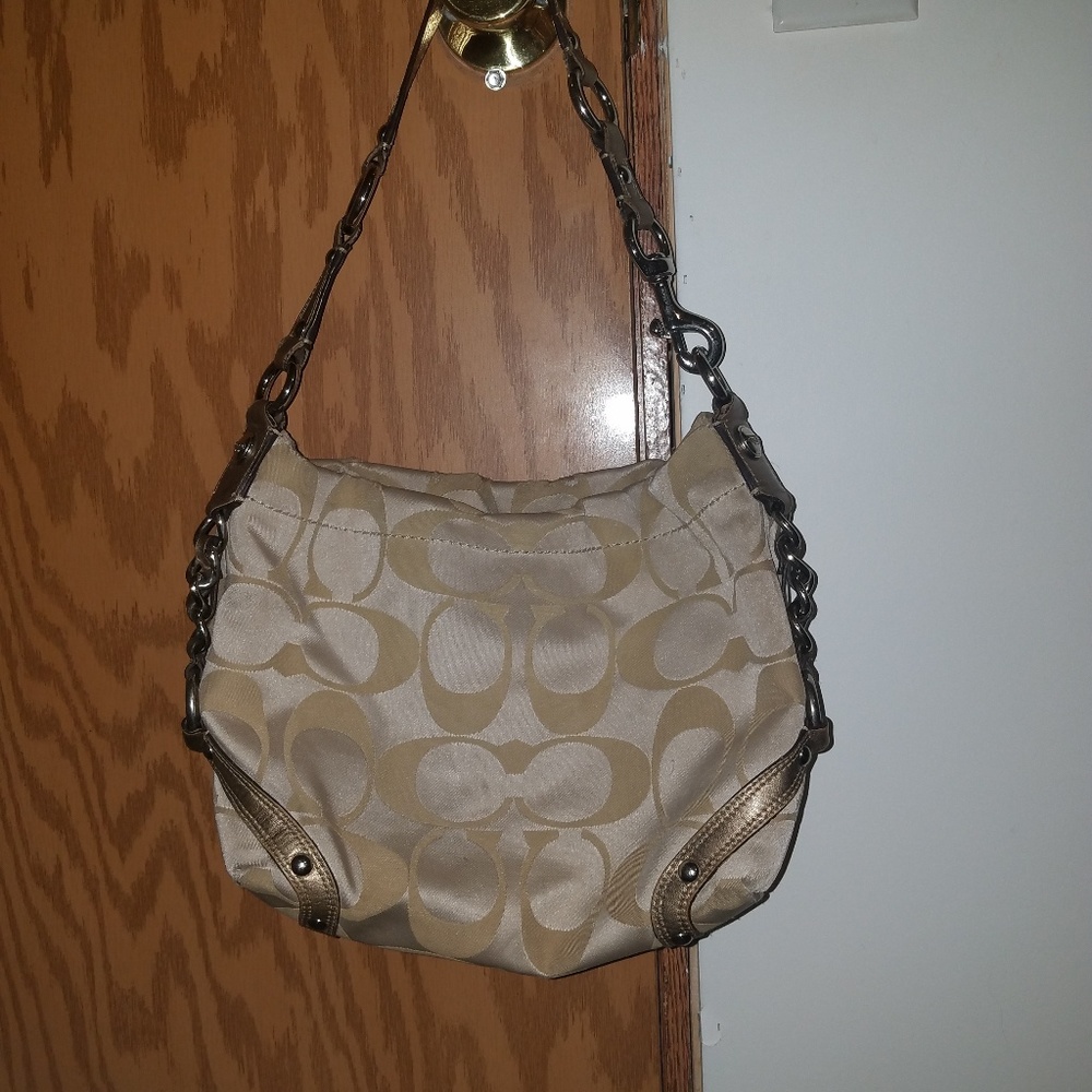 Coach purse - Picture 1 of 7